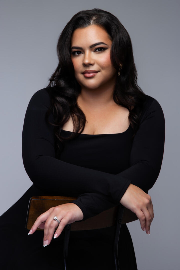 Eliz Medina Eliz Medina